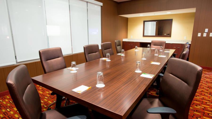 Courtyard By Marriott Cincinnati Midtown/Rookwood Dış mekan fotoğraf