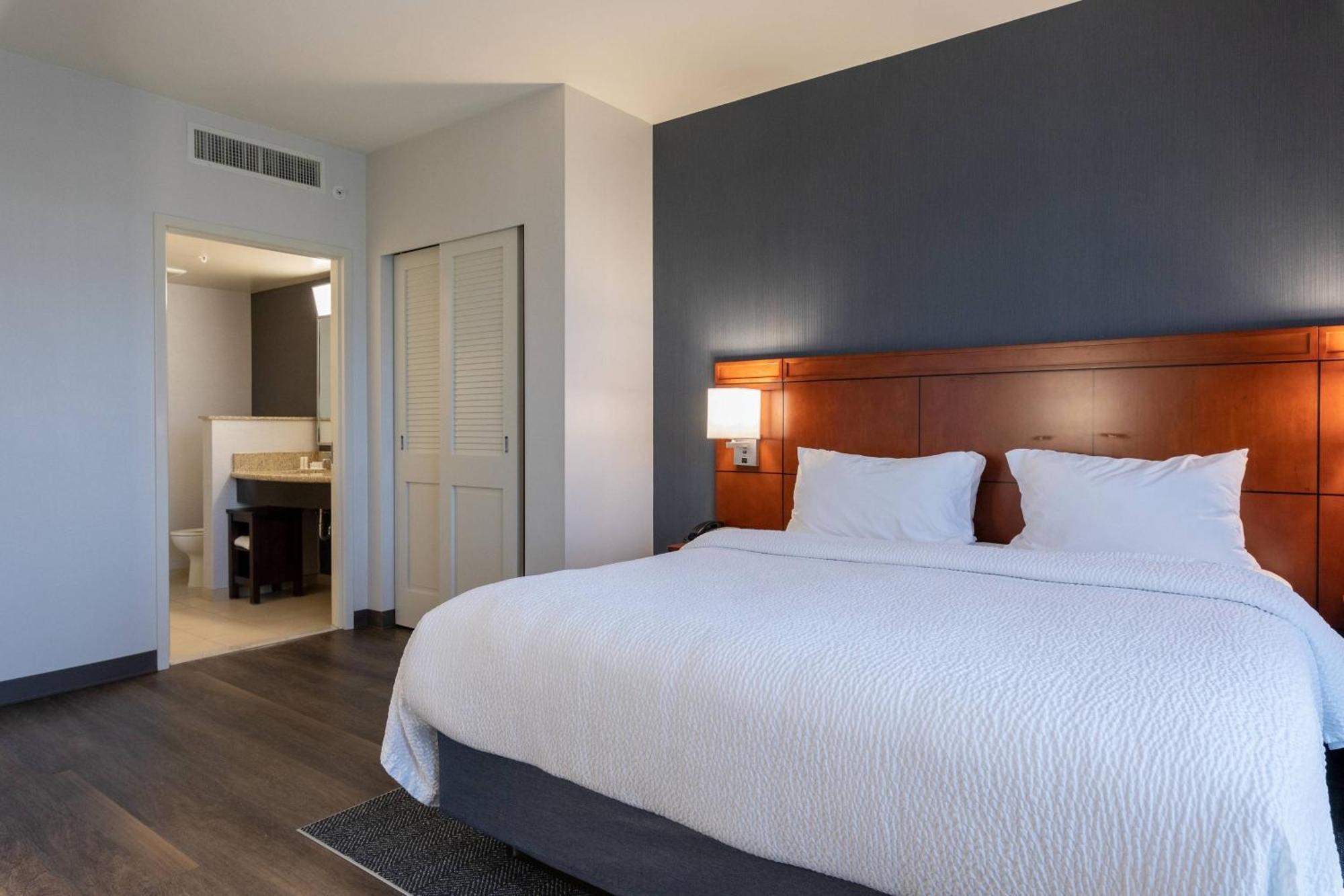 Courtyard By Marriott Cincinnati Midtown/Rookwood Dış mekan fotoğraf