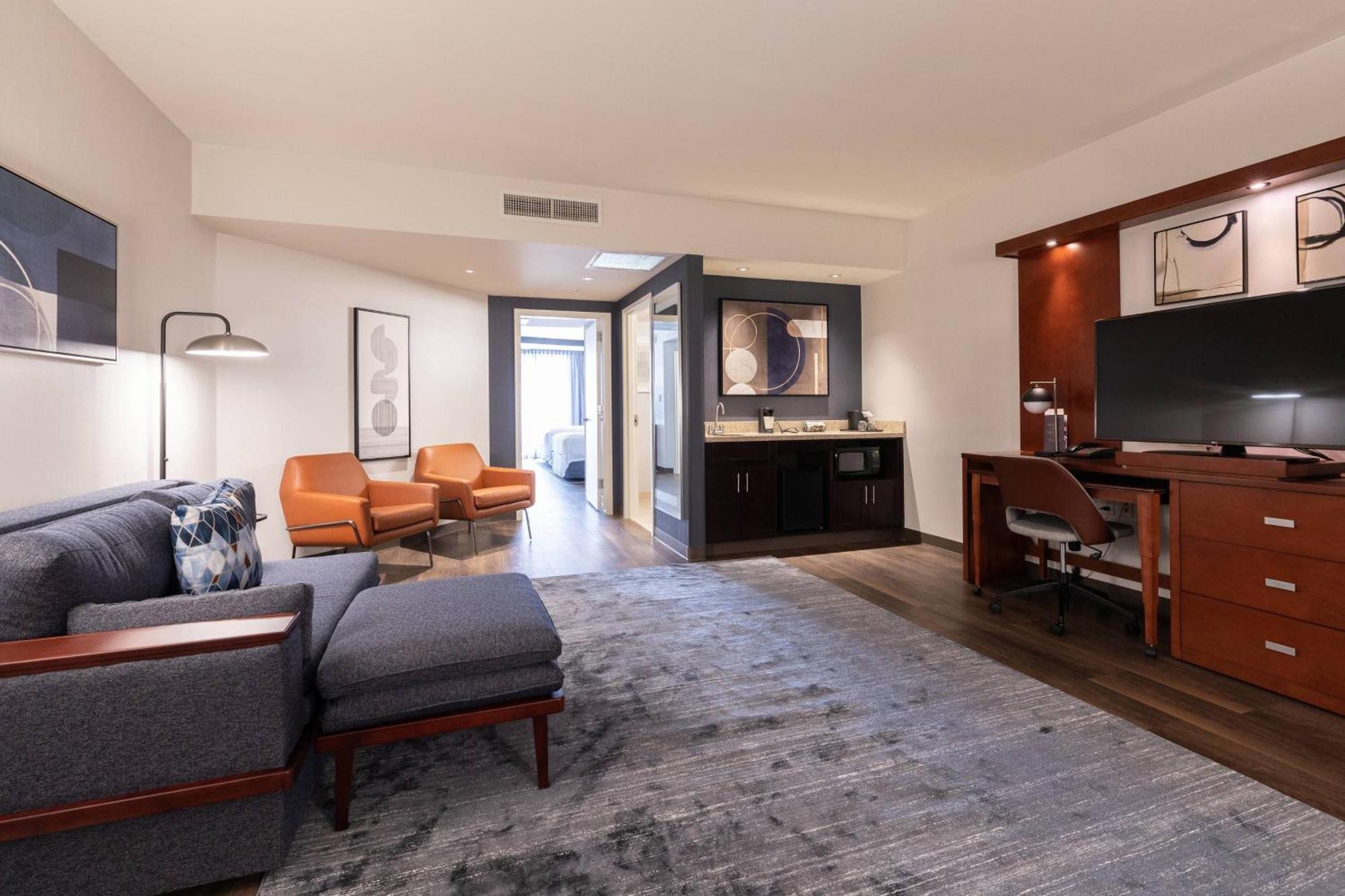 Courtyard By Marriott Cincinnati Midtown/Rookwood Dış mekan fotoğraf